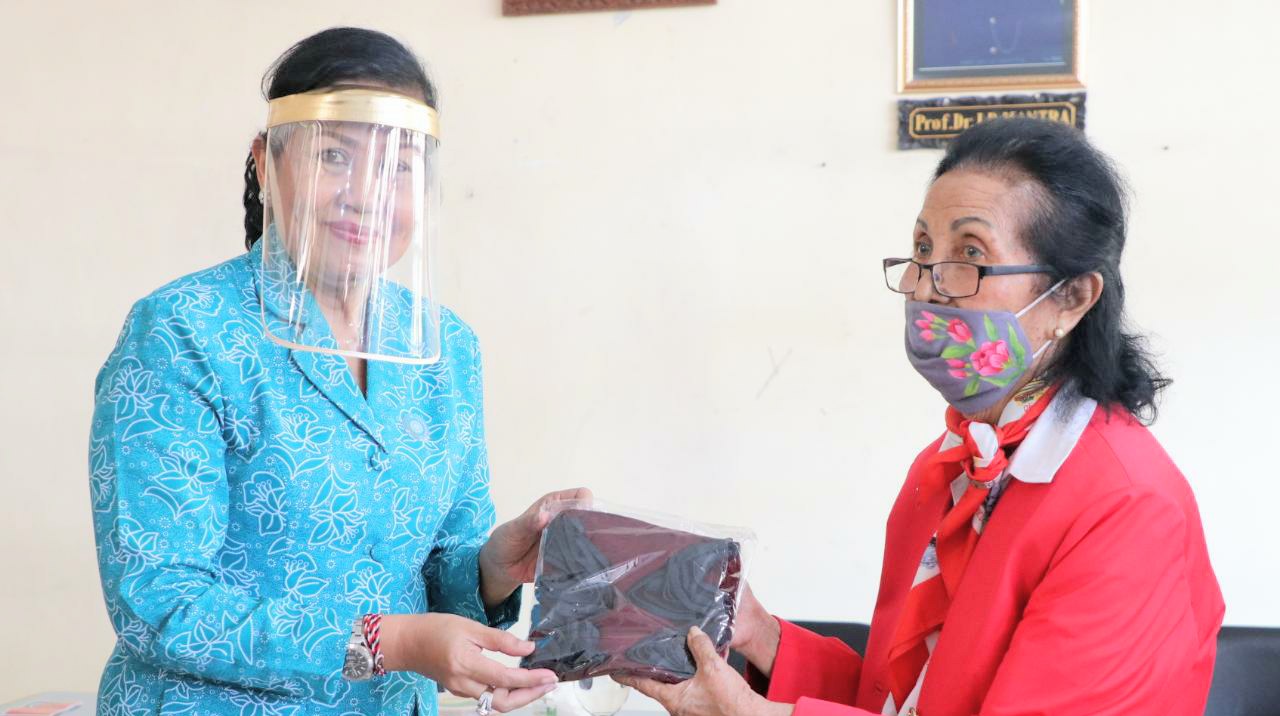 Melalui Gebrak Masker Ny Putri Koster Ajak Seluruh Kader Pkk Wujudkan