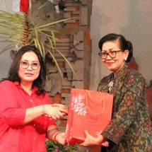 Ny. Putri Suastini Koster: Kunjungan TP PKK Sulawesi Utara Hibur Pariwisata Bali