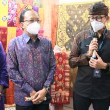 Menparekraf Sandiaga Uno Puji Pameran IKM Bali Bangkit