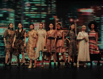 Rumah Mode BARLI ASMARA Gelar Koleksi Terbaru Pret-a-porter Pada Virtual Fashion Show ‘Nocturnal Hours’ Rumah Mode BARLI ASMARA Gelar Koleksi Terbaru Pret-a-porter Pada Virtual Fashion Show ‘Nocturnal Hours’