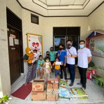 Bulan Penuh Berkah, Ikatan Karyawan Astra Motor Bali Berbagi dengan Anak Yatim