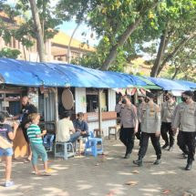 Dirpamobvit Polda Bali Tinjau Penerapan PPKM Darurat di Objek Wisata dan Penyedia Jasa Makanan