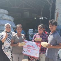 Astra Motor Bali Bagikan 200 Paket Daging Qurban ke Panti Asuhan