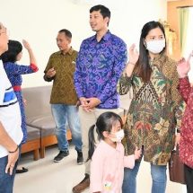 Bakti Sosial dan Pemotongan Pita Warnai HUT ke-4, RS Mata Ramata 