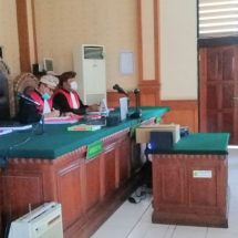 Cegah Corona, 75 Tahanan Kejari Denpasar Disidangkan Secara “Online”