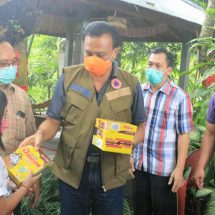 Sekda Bali Serahkan Bantuan Sembako ke Panti Asuhan di Sawan Buleleng