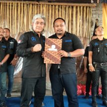 Gung Wah Dilantik sebagai Ketua Dewan Pengurus Cabang Laskar Bali Shanti Karangasem