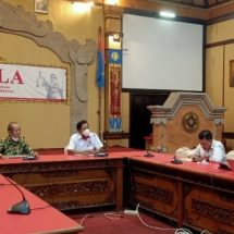 Kolaborasi FH Unud Bersama Tim Pusat Penelitian dan Pengembangan Hukum dan Peradilan MA RI Gelar FGD Wilayah Hukum Bali