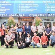 SDM Asta Nadi Karya Utama Ikuti Pelatihan ”Professional Grooming: How to Dress and Communicate at Work”